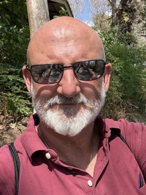 Foreign men for dating