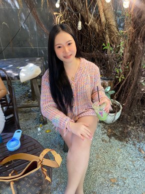 Thai girl for dating