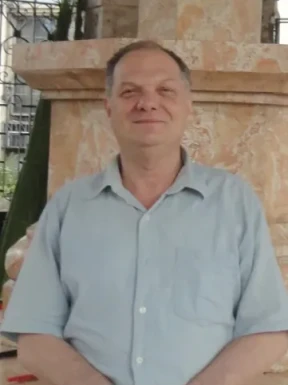 Foreign men for dating