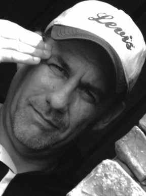 American men looking for love