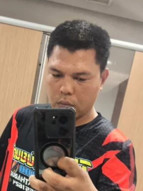 Foreign men for dating