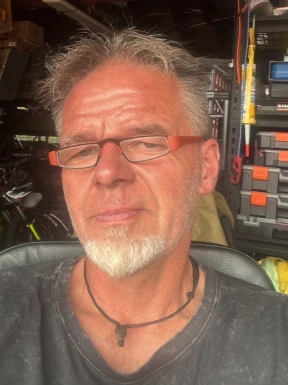 Foreign men for dating