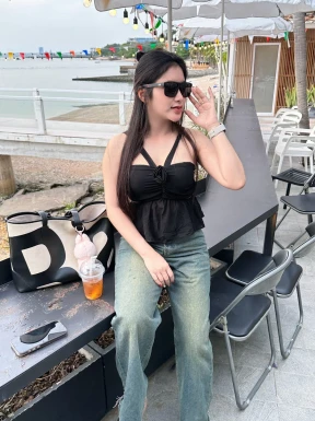 Thai girl for dating