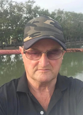 Foreign men for dating