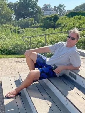 American men looking for love